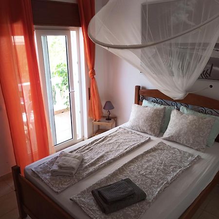 Quartos Com Boas Vistas Ribeira da Gafa 外观 照片